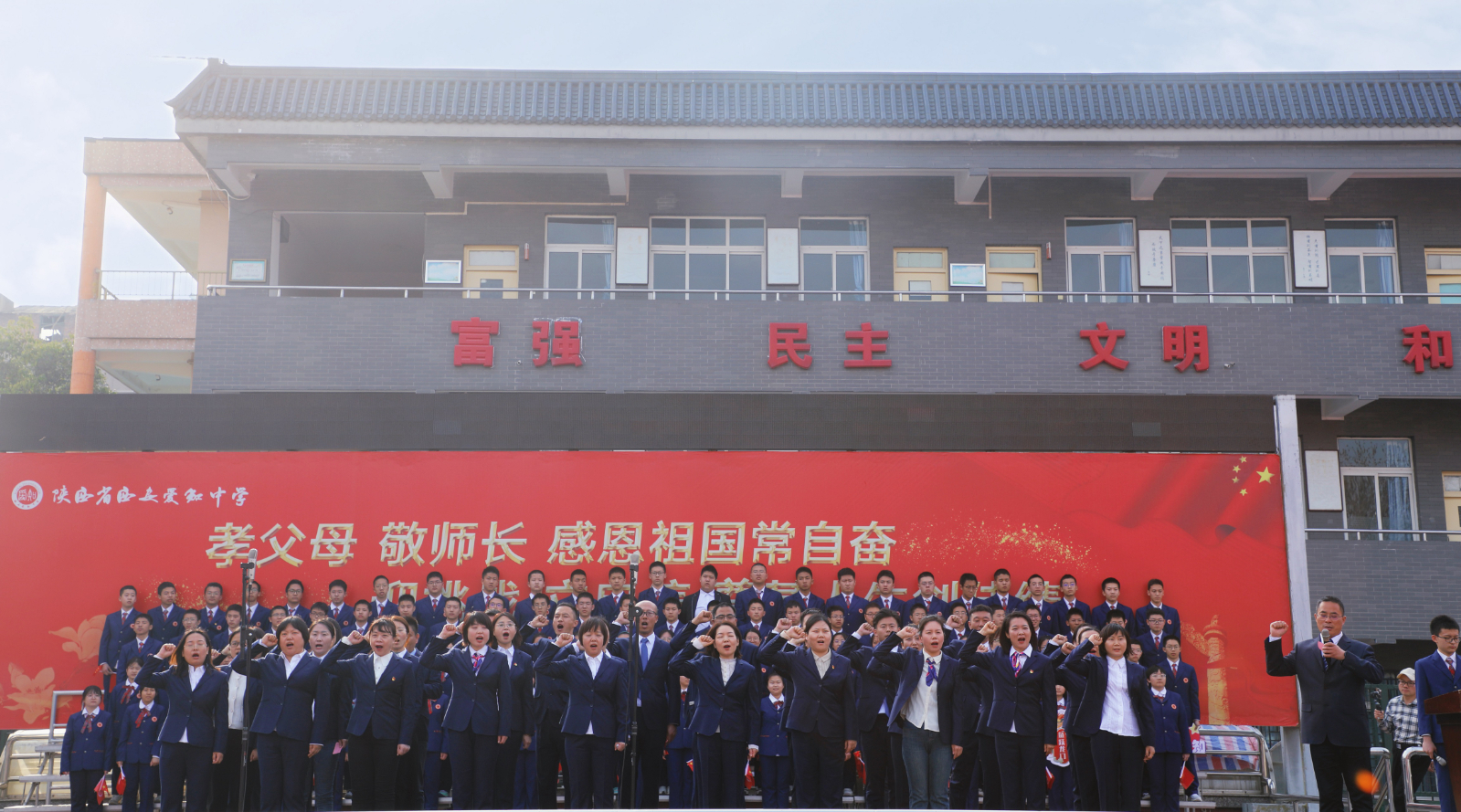 751ae84701f0938b67c406f9e77b44a.jpg 751ae84701f0938b67c406f9e77b44a.jpg