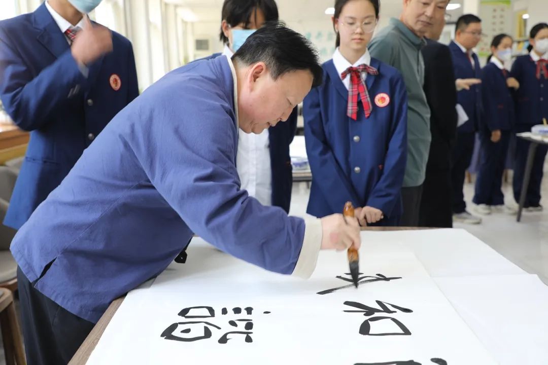 画画1.jpg 画画1.jpg