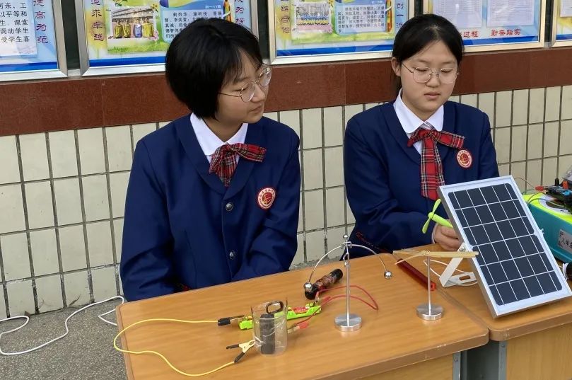 磁悬浮1.jpg 磁悬浮1.jpg