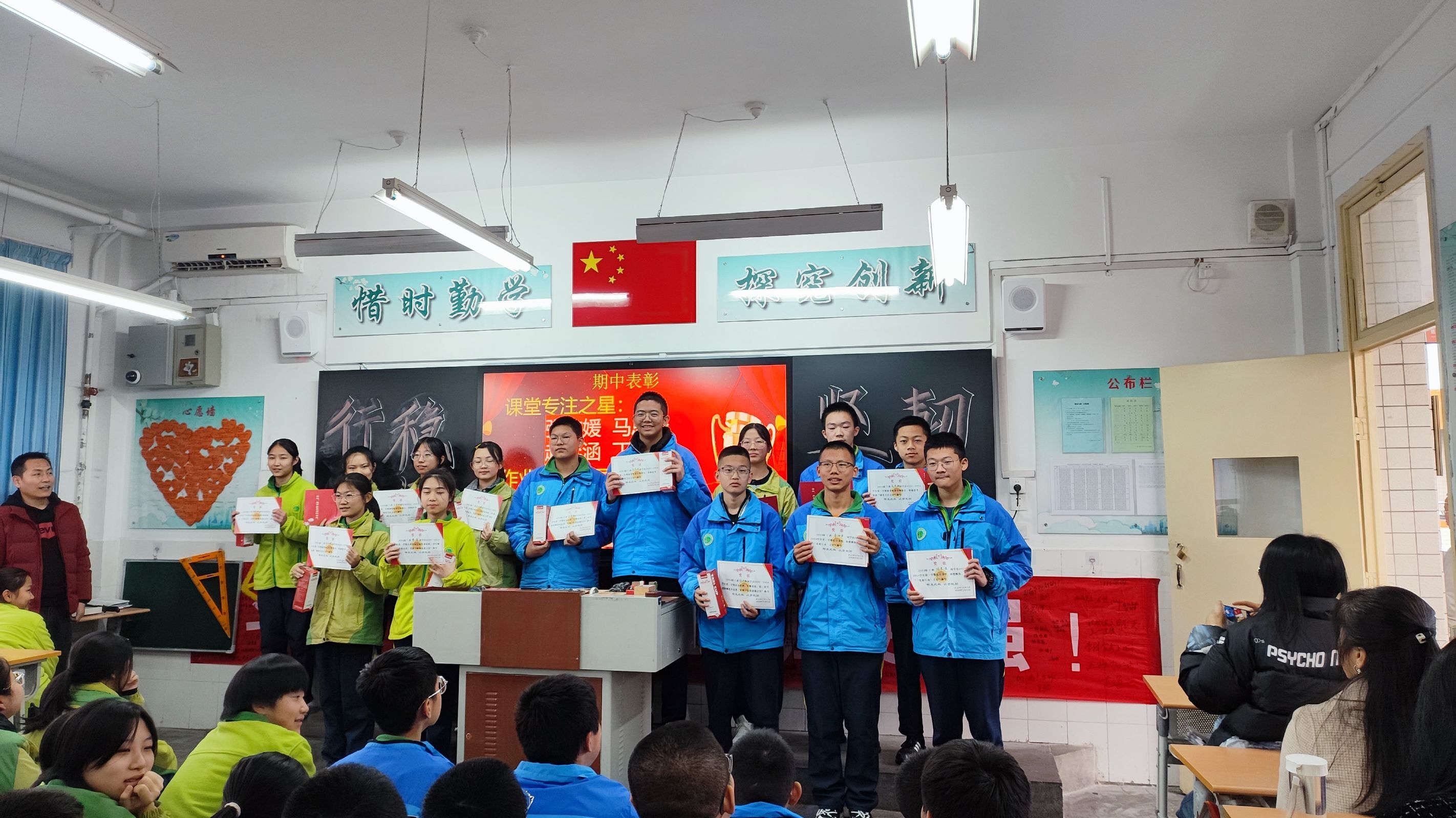 ac484164a72f79ac26540f657e5b8f9.jpg ac484164a72f79ac26540f657e5b8f9.jpg