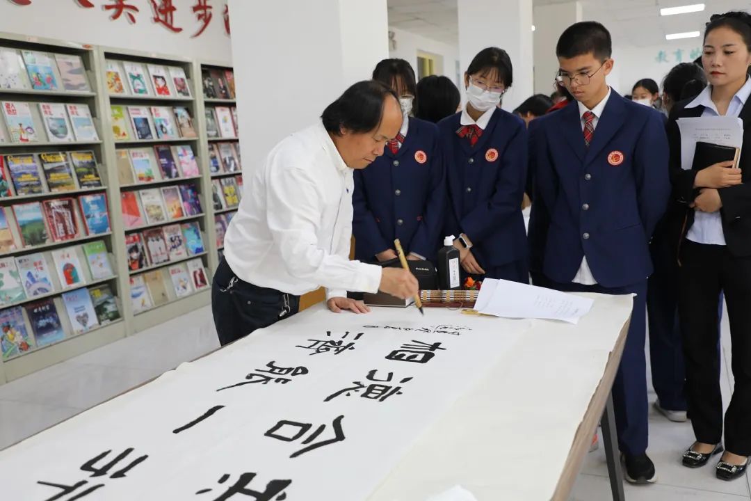 画画3.jpg 画画3.jpg